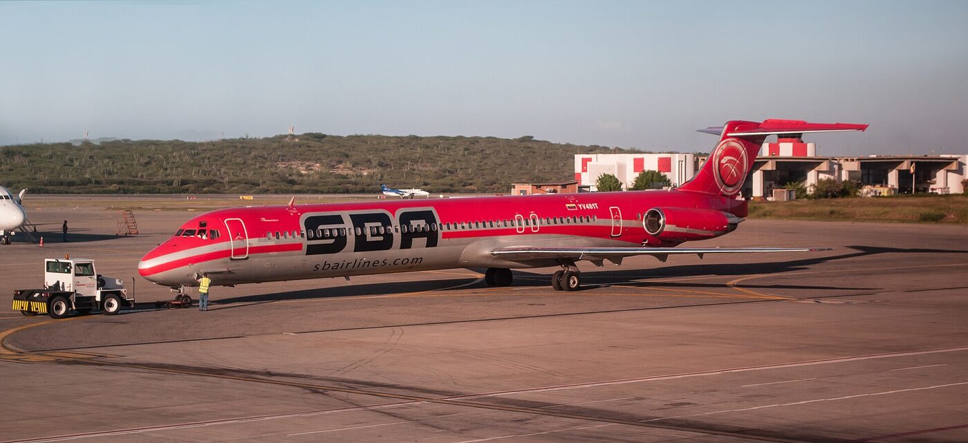 McDonnell Douglas MD-80 — historic aircraft at JetStream Virtual
