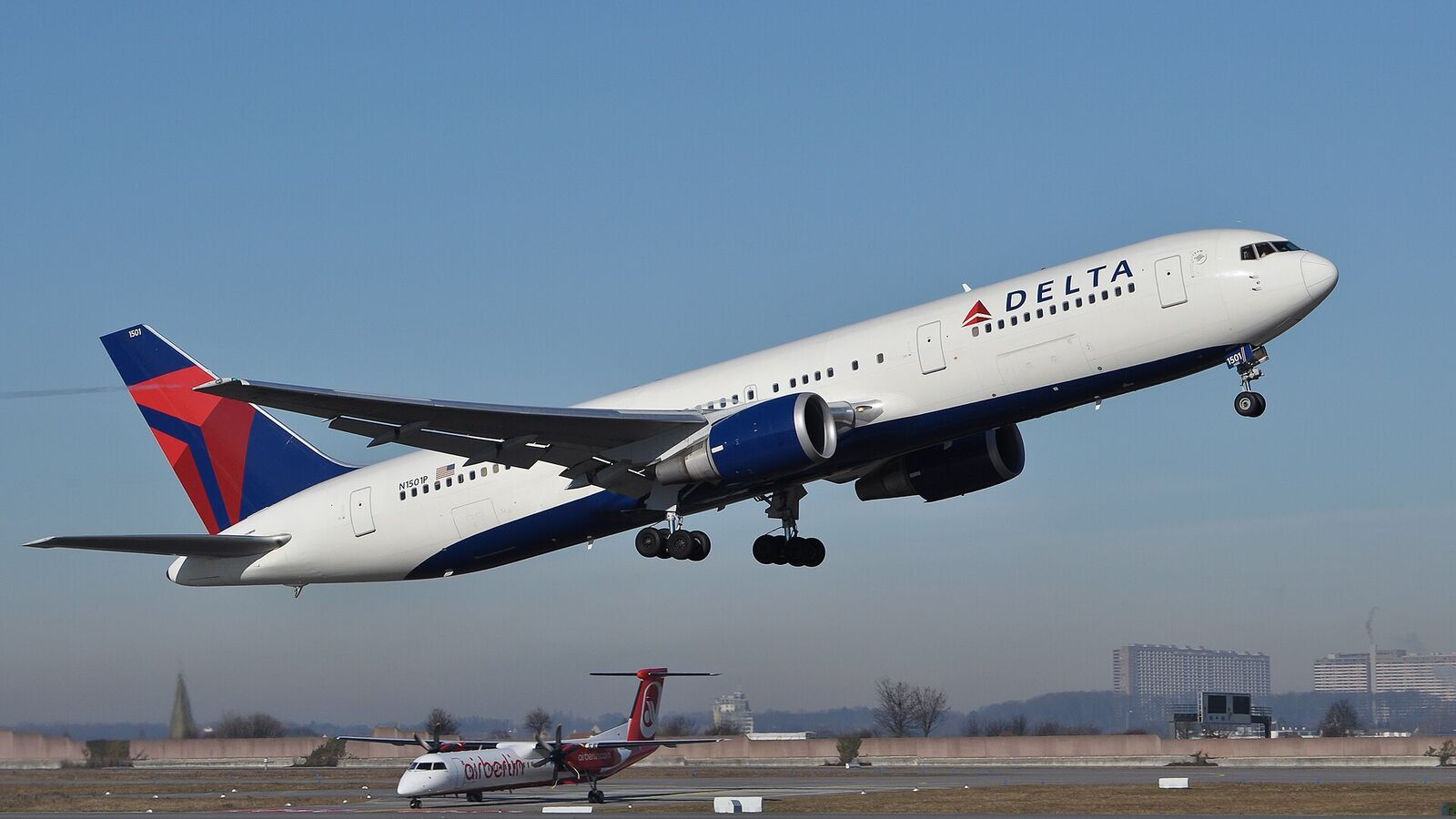 Delta Air Lines aircraft in current livery