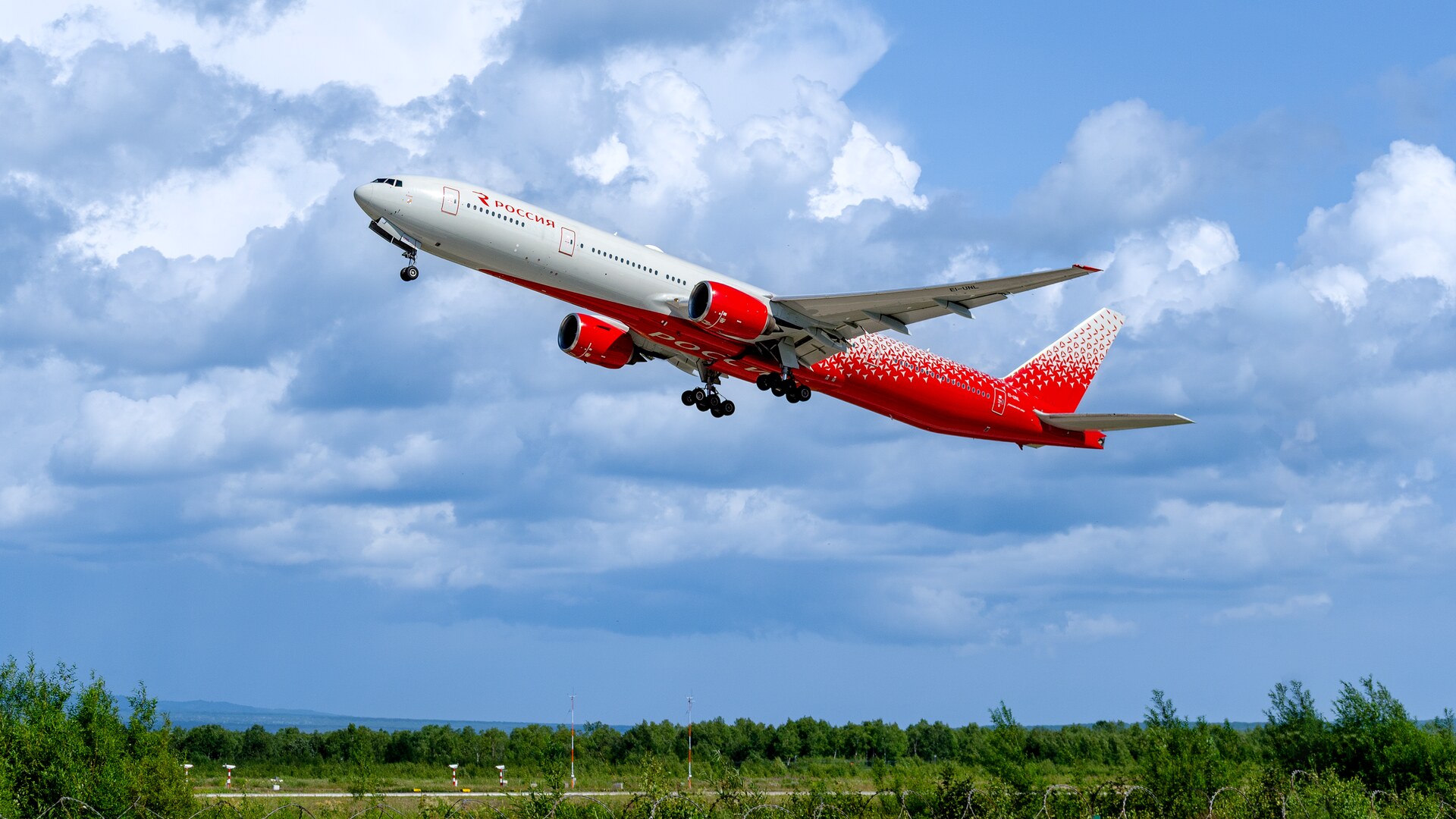 Rossiya Airlines aircraft in current livery